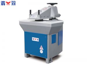   裁斷機(jī)加多少油合適呢？